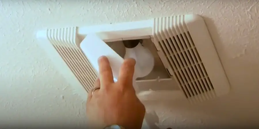 Remove the Cover of the Fan